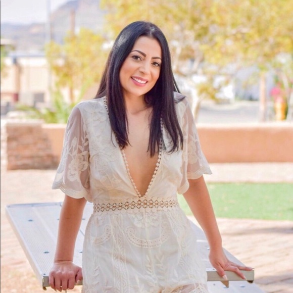 Lace Romper, size S - Picture 7 of 8